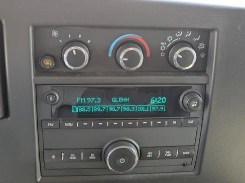 Used 2021 Chevrolet Express 2500 w/ Driver Convenience Package image 22