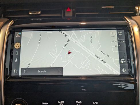 Used 2021 Land Rover Discovery Sport S image 20