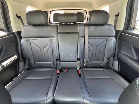 Used 2026 Hyundai Santa Fe SEL FWD image 40
