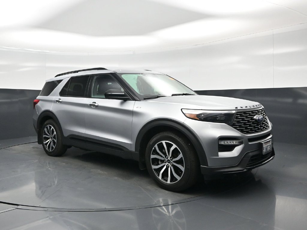 Certified 2023 Ford Explorer ST-Line w/ Class IV Trailer Tow Package RWD image 58