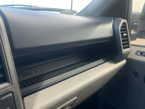 Used 2022 Ford F250 XL w/ STX Appearance Package image 35