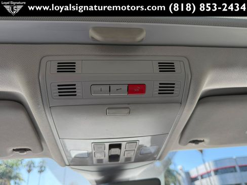 Used 2019 Volkswagen Jetta SEL FWD image 30