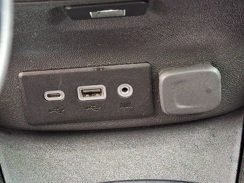 Used 2024 Chevrolet Malibu LT FWD image 24
