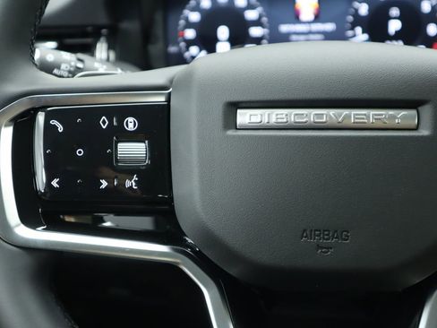 Used 2025 Land Rover Discovery Sport S image 11