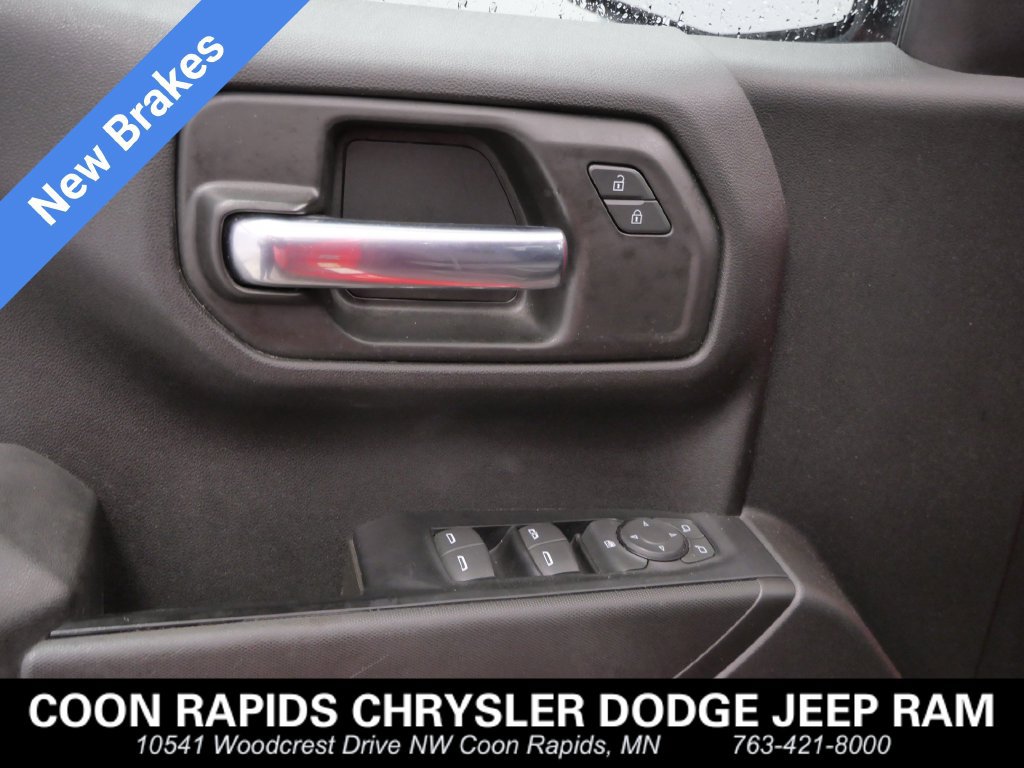 Used 2020 Chevrolet Silverado 1500 Custom Trail Boss w/ Custom Convenience Package AWD/4WD image 15