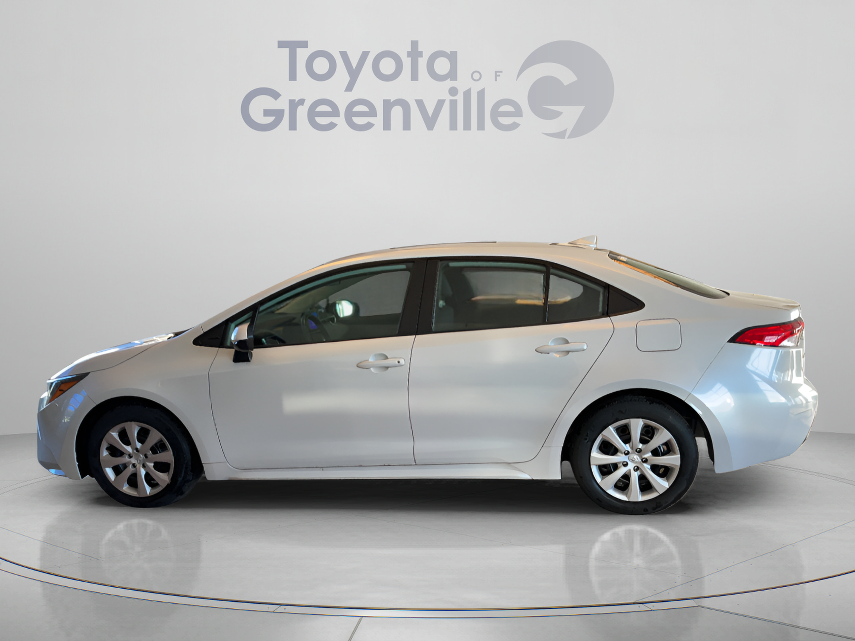 Certified 2024 Toyota Corolla LE FWD image 2