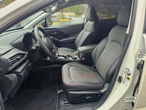 Certified 2025 Subaru Crosstrek 2.5i Limited w/ Crosstrek Mirror Package image 21