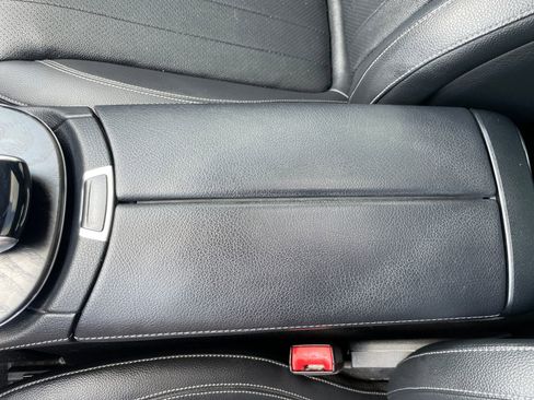 Used 2018 Mercedes-Benz E 300 image 26