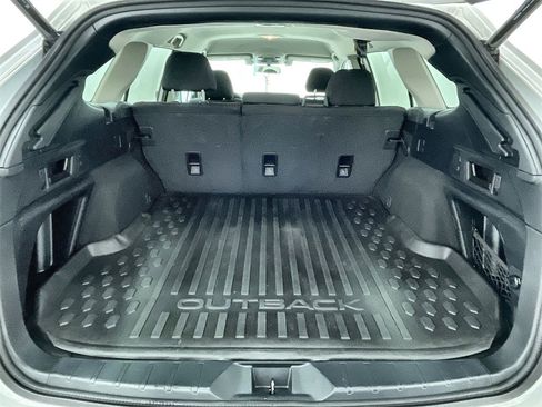 Used 2022 Subaru Outback Premium image 30
