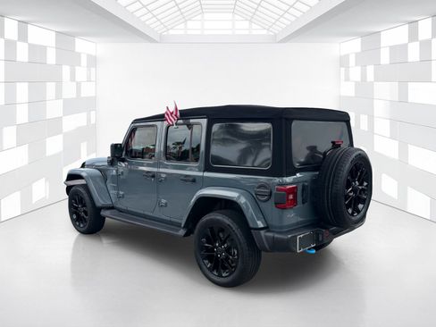 Used 2024 Jeep Wrangler Unlimited Sahara w/ Safety Group AWD/4WD image 5