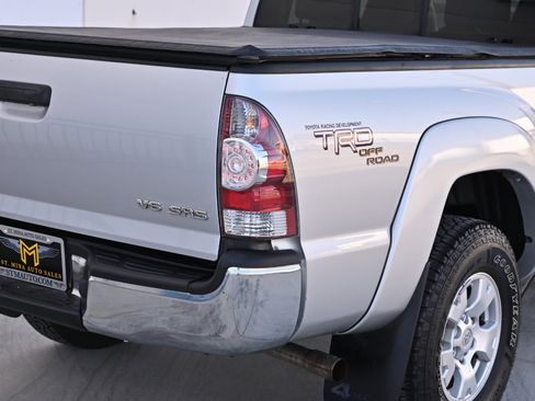 Used 2010 Toyota Tacoma 4x4 Access Cab V6 image 42