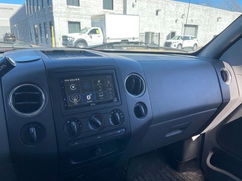 Used 2006 Ford F150 XLT image 12