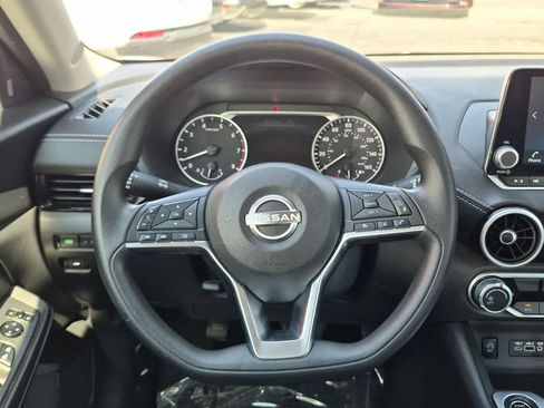 Certified 2024 Nissan Sentra SV FWD image 17
