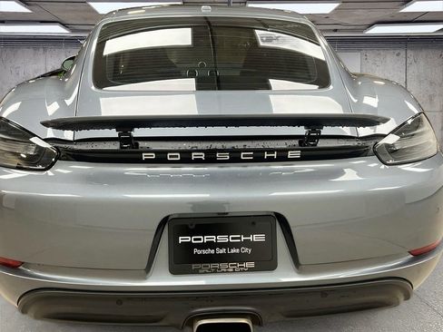 Certified 2025 Porsche 718 Cayman RWD image 35