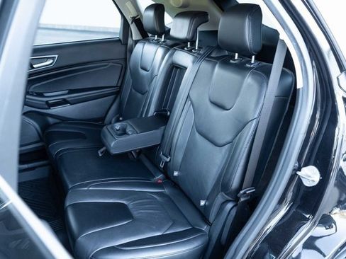Used 2022 Ford Edge Titanium image 13
