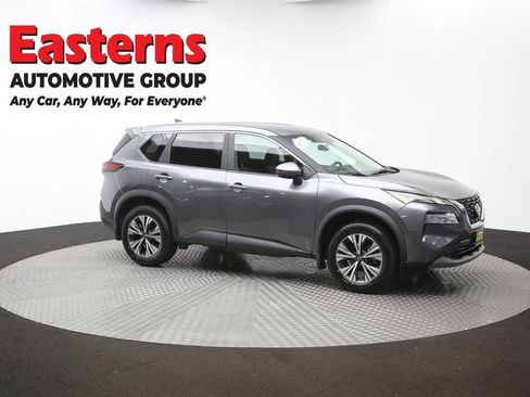 Used 2023 Nissan Rogue SV AWD/4WD image 43