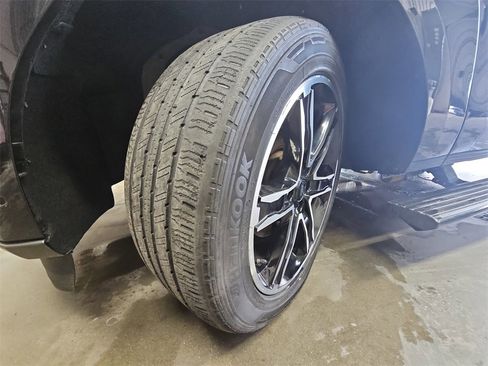 Used 2019 Ford Expedition Limited w/ Equipment Group 303A image 31