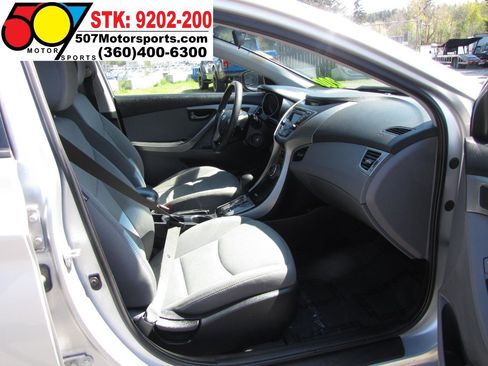 Used 2013 Hyundai Elantra GLS FWD image 18