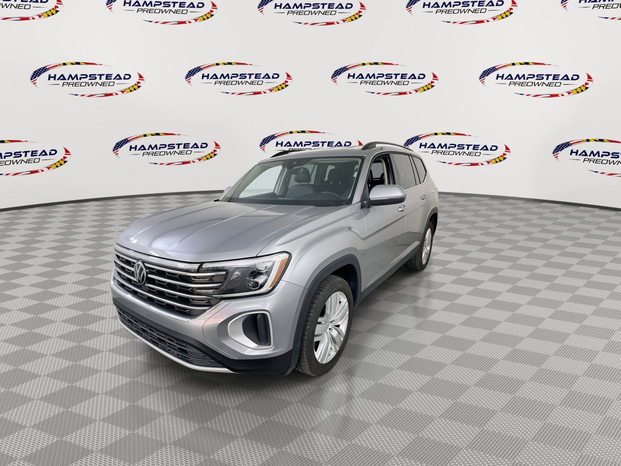 Used 2025 Volkswagen Atlas SE AWD/4WD image 4