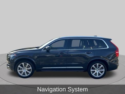 Used 2017 Volvo XC90 T6 Inscription w/ Vision Package AWD/4WD image 2