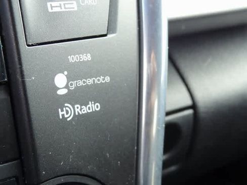 Used 2015 Toyota Camry XSE image 14