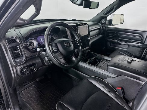 Used 2022 RAM 2500 Limited image 30