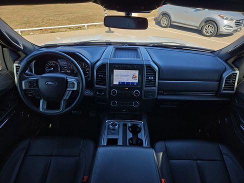 Used 2021 Ford Expedition XLT image 14