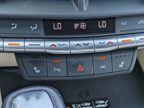 Used 2022 Cadillac CT4 Luxury w/ Sun And Sound Package RWD image 29