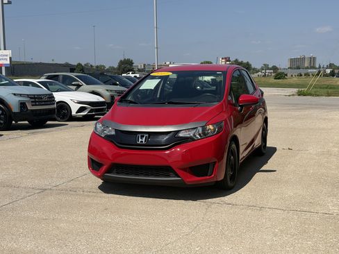 Used 2017 Honda Fit LX image 16