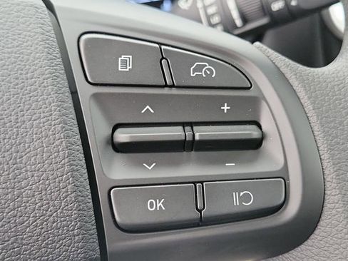 New 2026 Hyundai Venue SE image 9