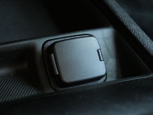 Used 2015 Ford Fusion SE FWD image 26