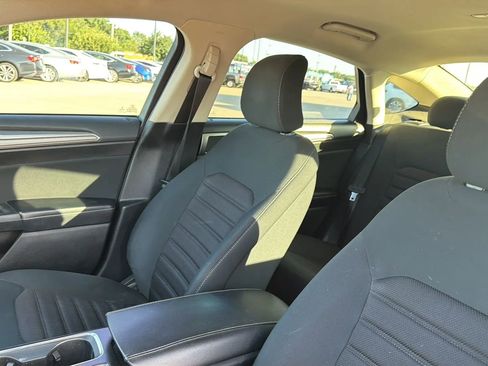 Used 2018 Ford Fusion SE w/ Fusion SE Technology Package FWD image 84