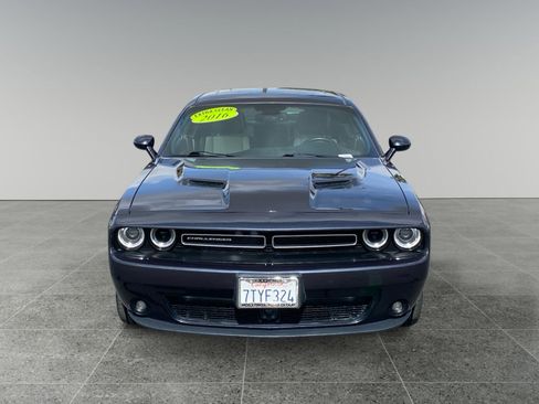 Used 2016 Dodge Challenger SXT Plus RWD image 8
