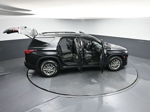 Used 2022 Chevrolet Traverse LT image 72