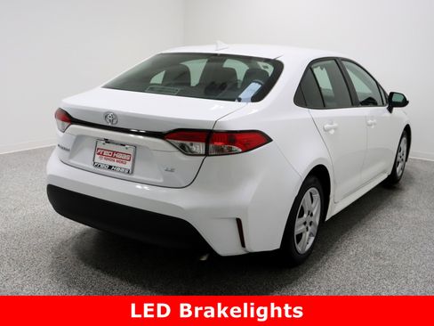 Used 2024 Toyota Corolla LE image 7