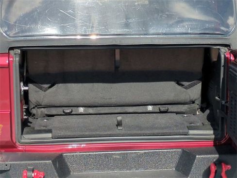 Used 2021 Jeep Wrangler Sport image 14