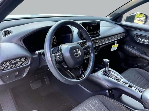 Used 2024 Honda HR-V Sport image 16