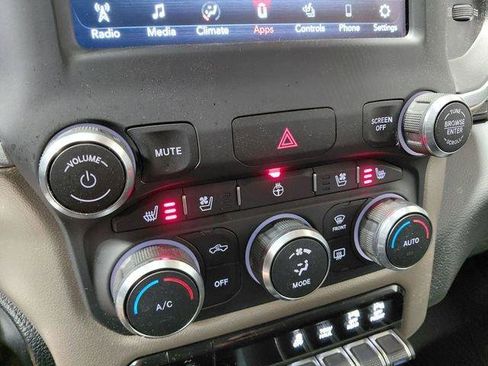 Used 2020 RAM 1500 Laramie AWD/4WD image 32