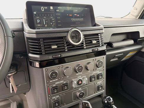 New 2026 INEOS Grenadier Fieldmaster Edition AWD/4WD image 22