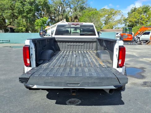 Used 2022 GMC Sierra 3500 Denali w/ Denali Ultimate Package AWD/4WD image 18