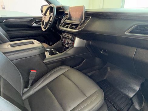 Used 2024 Chevrolet Tahoe Z71 w/ Luxury Package image 27