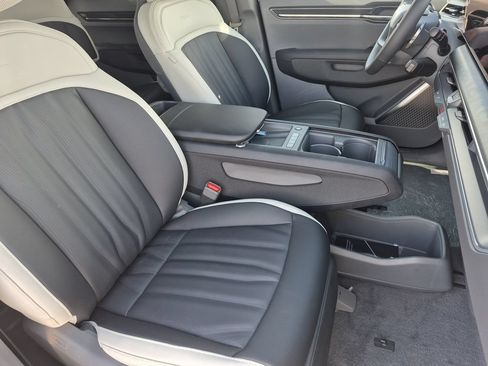 New 2026 Kia EV9 GT-Line AWD/4WD image 15