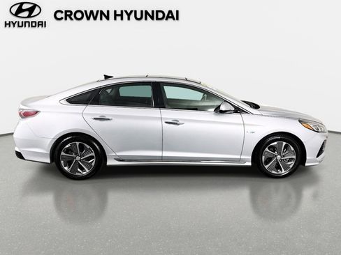 Used 2019 Hyundai Sonata Limited w/ Ultimate Package 02 FWD image 5