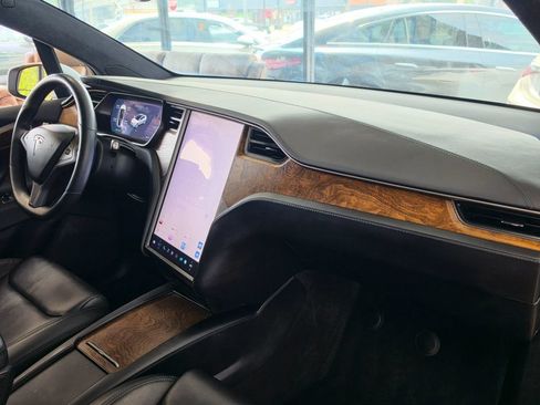Used 2020 Tesla Model X Long Range AWD/4WD image 24