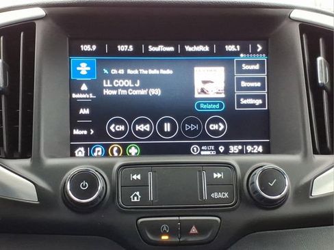 Used 2023 GMC Terrain SLT w/ LPO, Floor Liner Package image 18