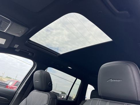 New 2026 Buick Enclave Avenir w/ LPO, All-Weather Package image 13