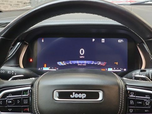 Used 2023 Jeep Grand Cherokee Overland w/ Adv Protech Group III image 24