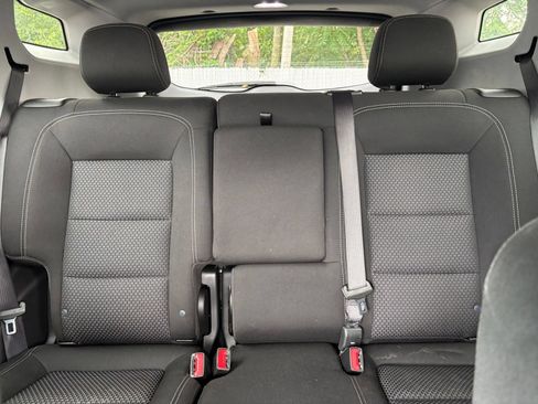 Used 2024 GMC Terrain SLE FWD image 37