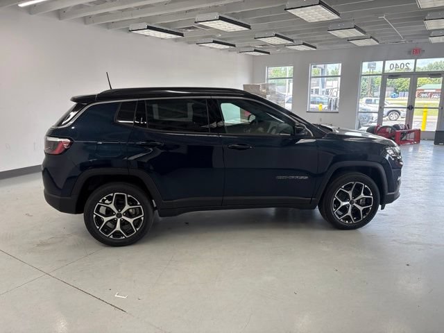 New 2026 Jeep Compass Limited AWD/4WD image 10