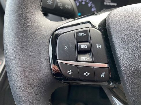 Used 2022 Ford Escape SE w/ Convenience Package image 46